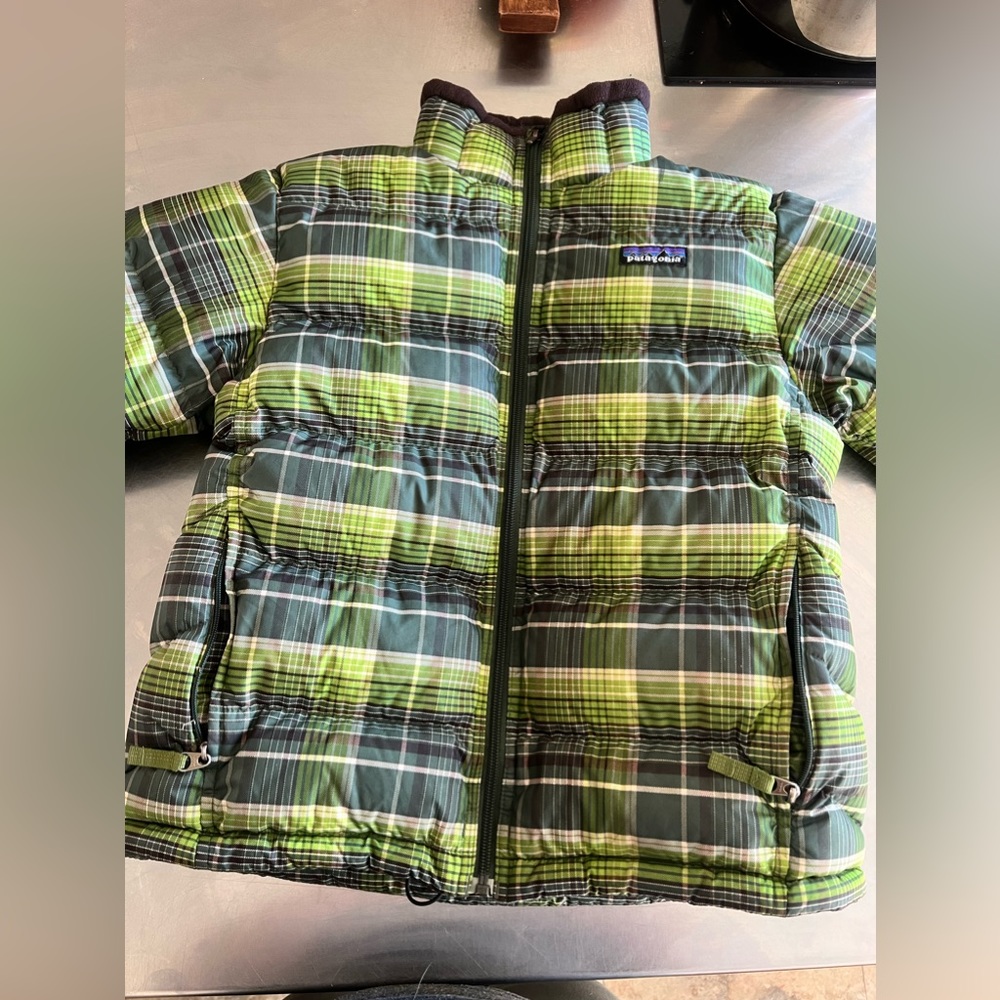 Kids Patagonia jacket size 10 medium